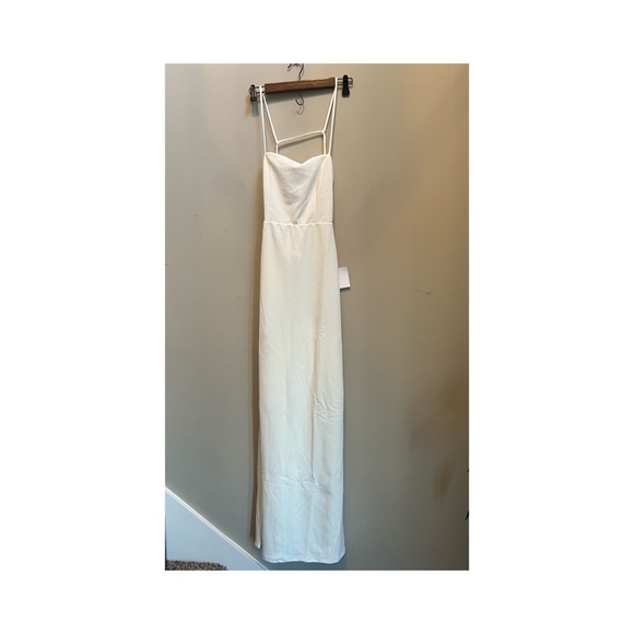 Lulu’s White Backless Column Maxi Dress - Picture 2 of 4